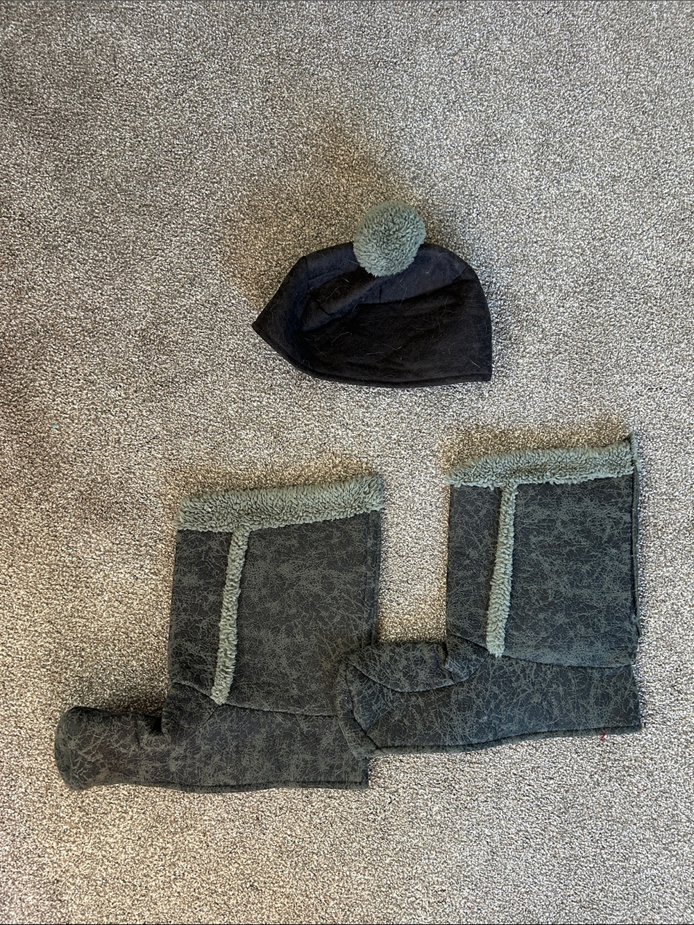 Men’s Kristoph- Frozen  Black and Gray Pom-Pom Hat with Matching Boot Covers